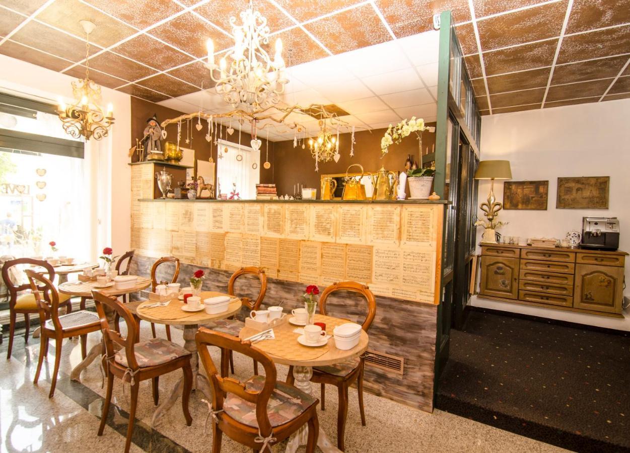 Family Boutique Hotel Trubarjev Laško Extérieur photo
