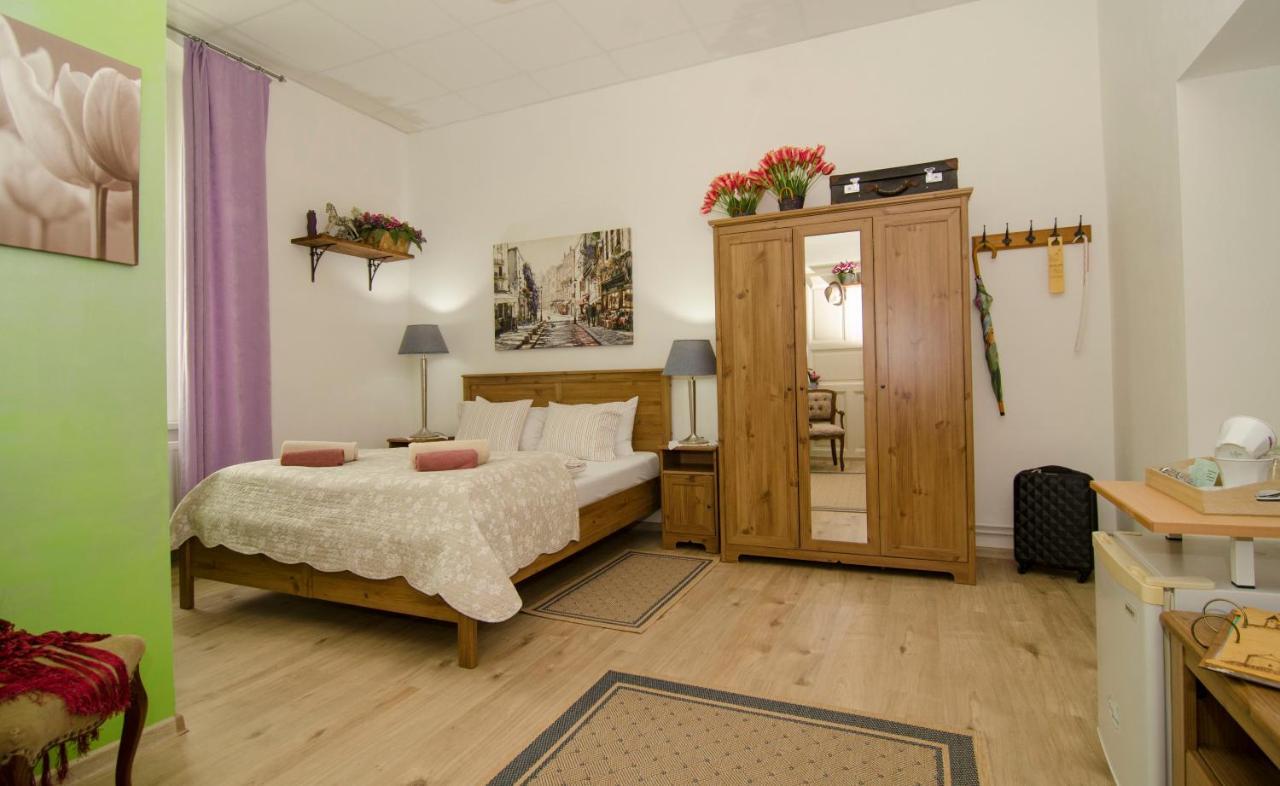 Family Boutique Hotel Trubarjev Laško Extérieur photo