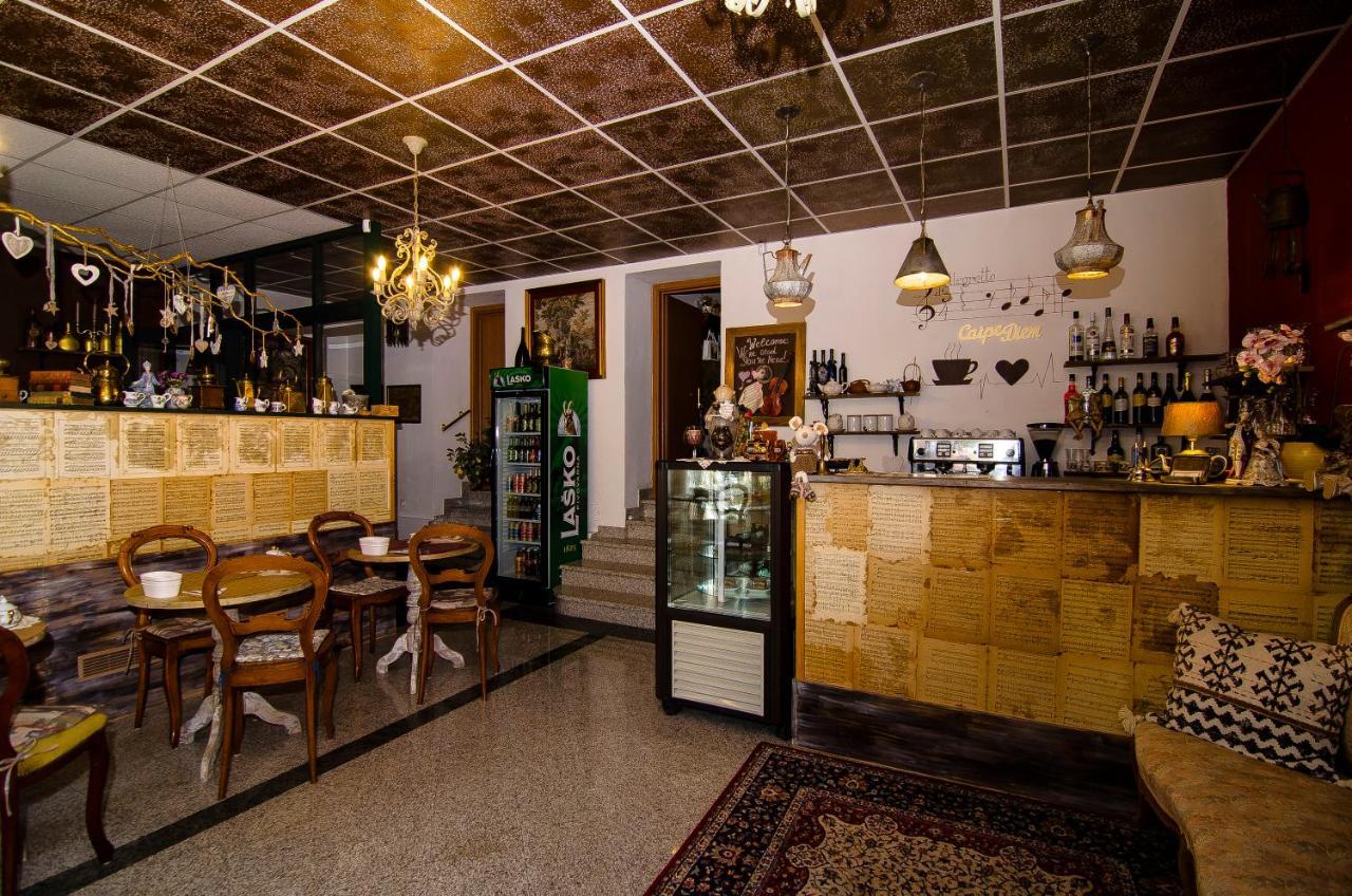 Family Boutique Hotel Trubarjev Laško Extérieur photo