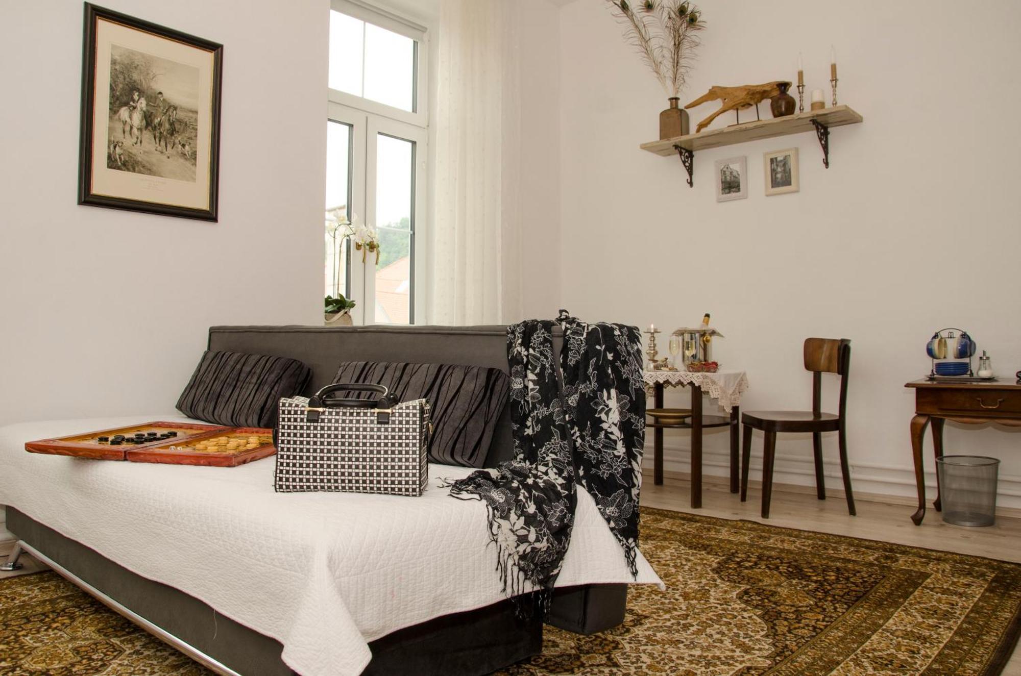 Family Boutique Hotel Trubarjev Laško Chambre photo